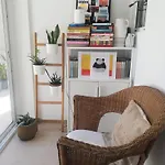 Encantador Com Patio Lägenhet *